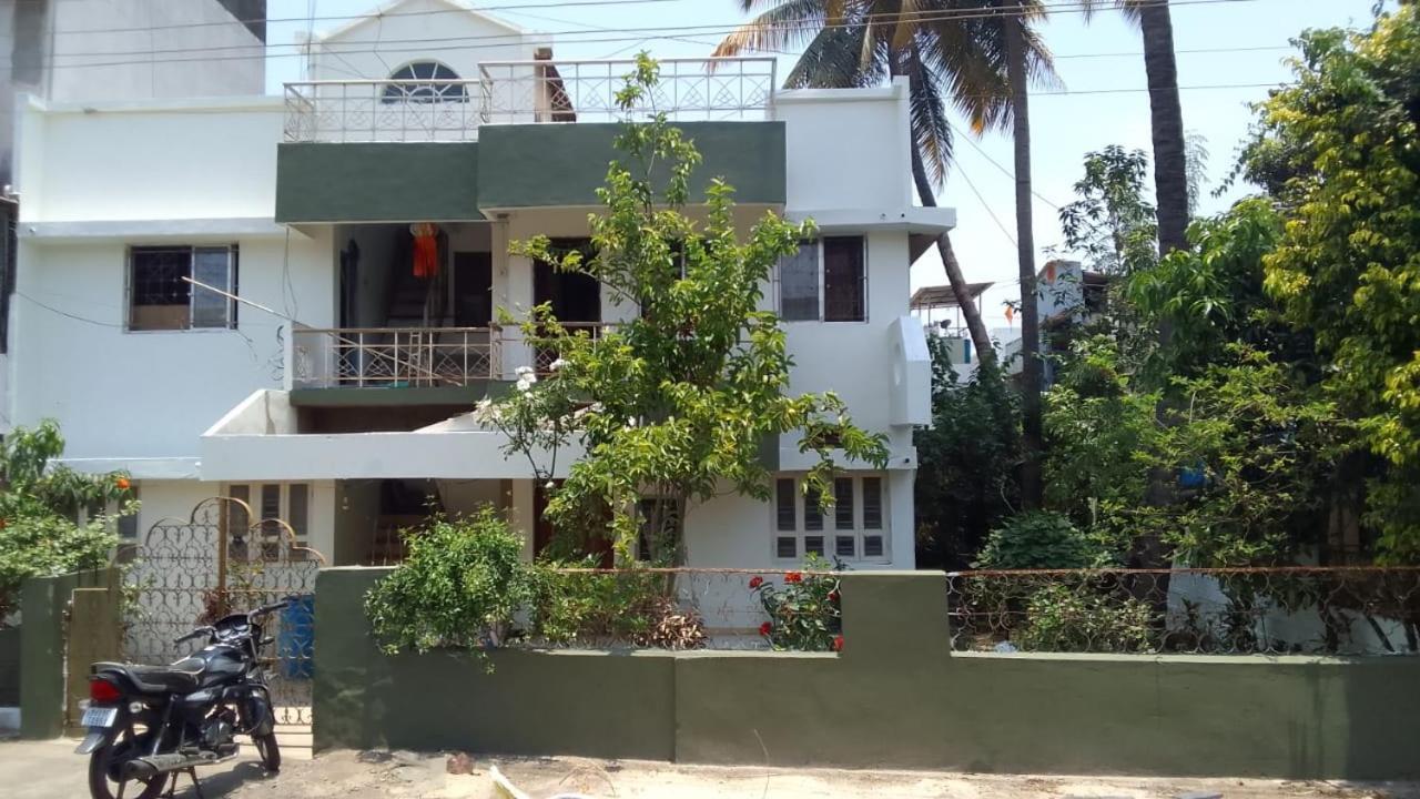 Swanky Sojourns Homestay 2Bhk Kolhapur Exterior photo